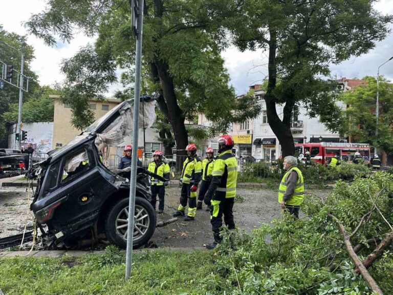 Със скорост от 175 километра в час се е движил джипа от катастрофата с двама загинали на бул. „Руски“ в Пловдив