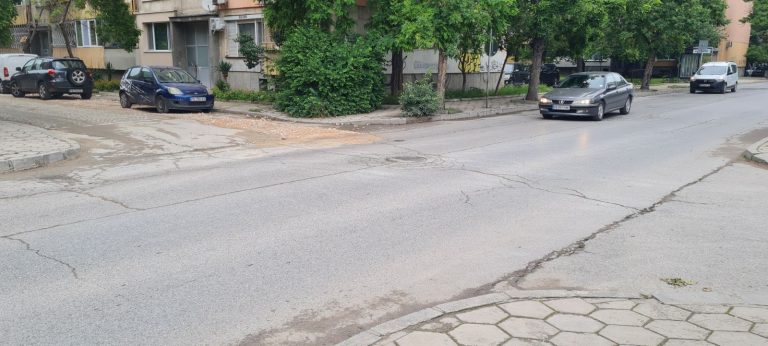 Отлагат ремонта на кръстовището при „Петър Стоев“ и „Димитър Талев“