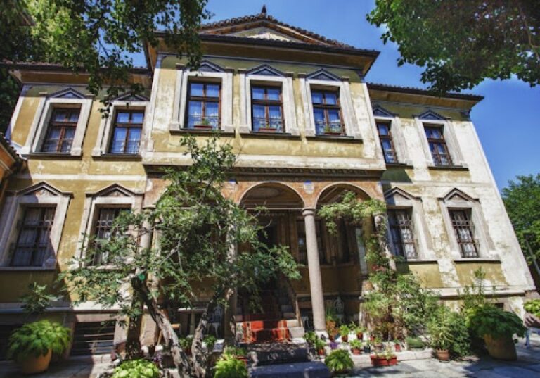„Лято в Стария град“ продължава с безплатни събития