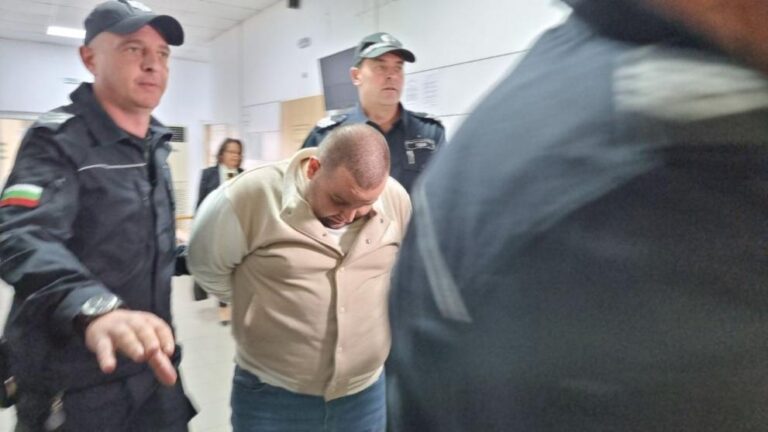 Траурният агент, обвинен в измама с фалшиви кремации, излиза на свобода срещу 5000 лв. гаранция