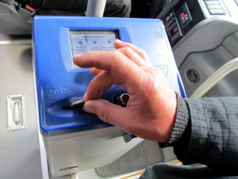 Електронното таксуване в автобусите в Пловдив ще започне масово от 1 декември