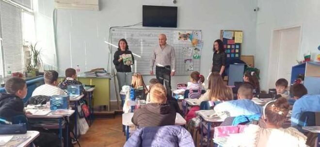 Третокласници от Царацово се включиха в кампания за разделно събиране на отпадъци
