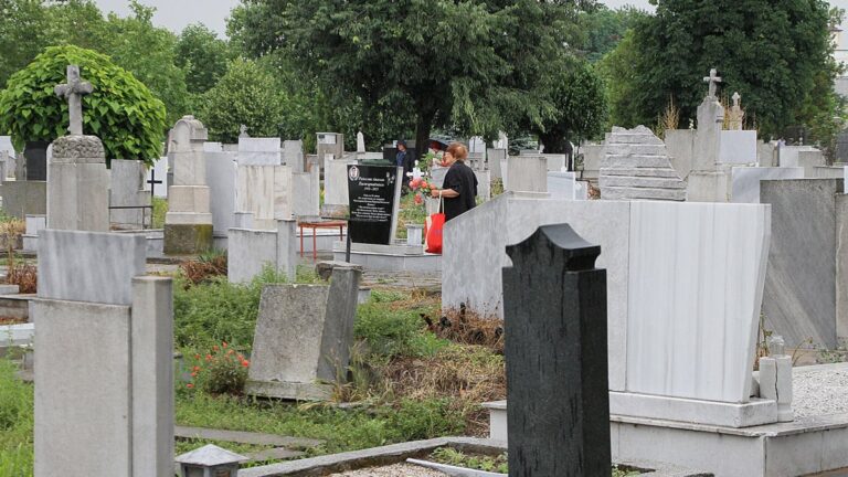 Община Пловдив закупи имот за разширяване на Рогошките гробища