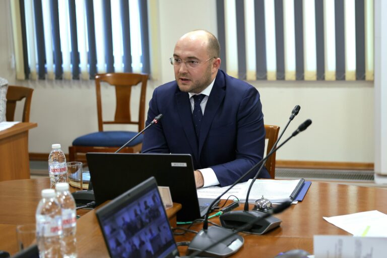 Правосъдният министър обсъди съдебната реформа с магистрати в Пловдив
