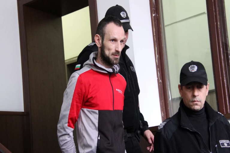 Прокуратурата ще иска 10 години затвор за пастрока, малтретирал малкия Адриан