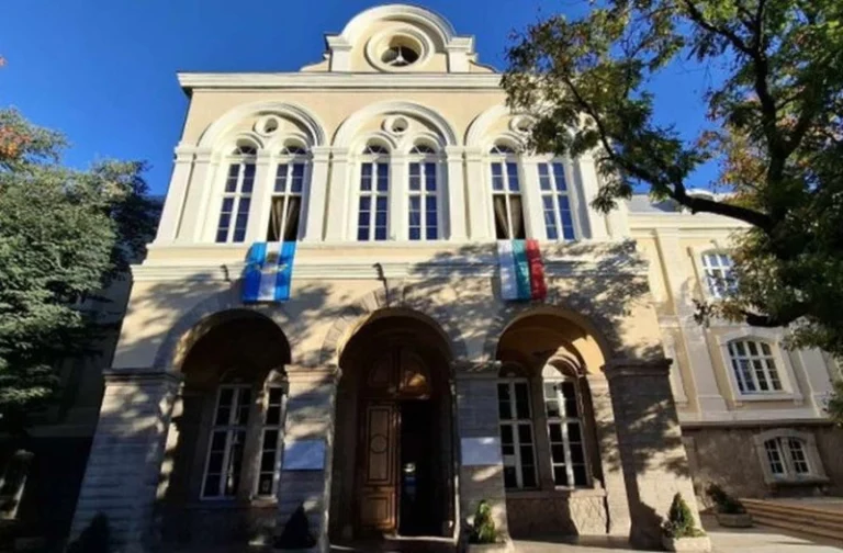 Хуманитарната гимназия в Пловдив по–желана от Английската и Руската