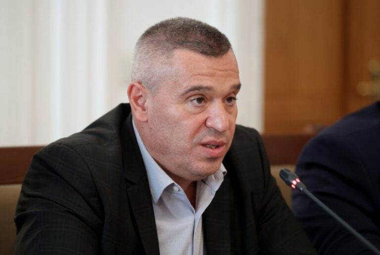 Първият държавен „Магазини за хората“ отваря врати в Пловдив през септември