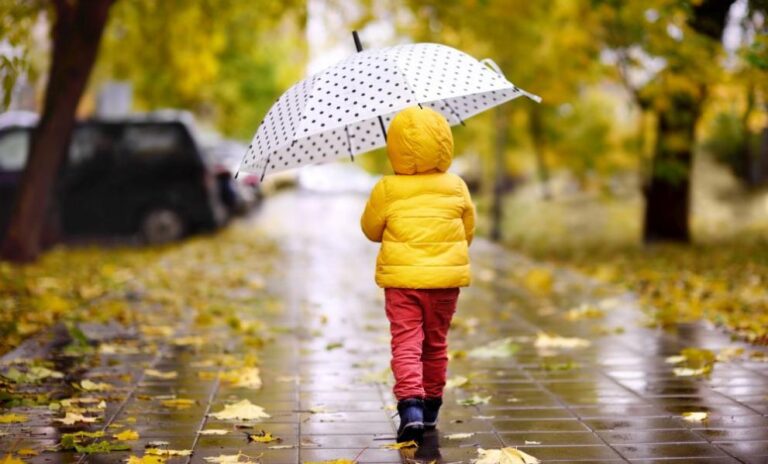 Слънце след дъждовно начало, вятър ще се усили през деня