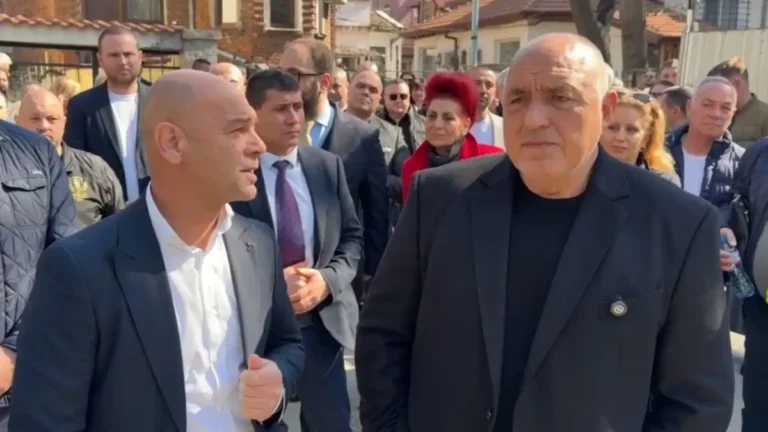 Бойко Борисов бе преизбран за лидер на ГЕРБ, Костадин Димитров влезе в Изпълнителната комисия