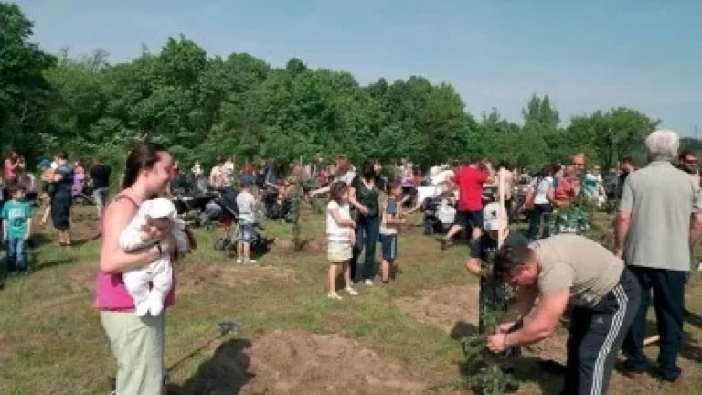 60 семейства ще засадят дръвчета в Димитровград на Цветница