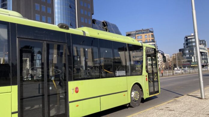 1200_avtobus-7-nov