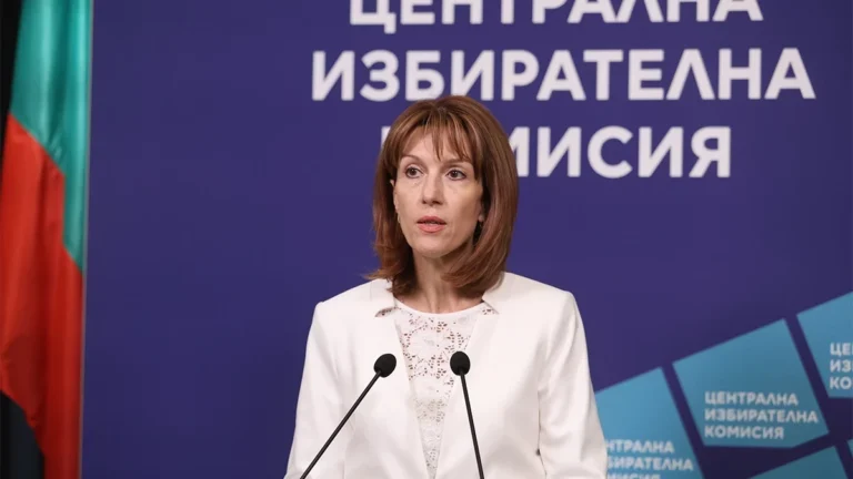 ЦИК засилва контрола над секционните избирателни комисии и потвърждава готовността на машините