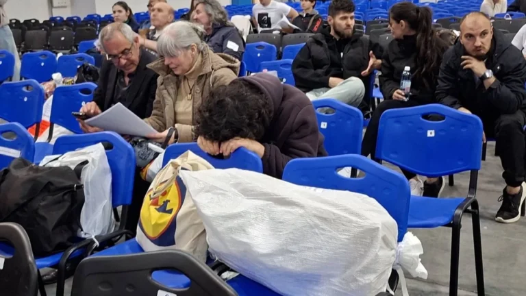 Обработват вота в Панаирна палата №13 в Пловдив