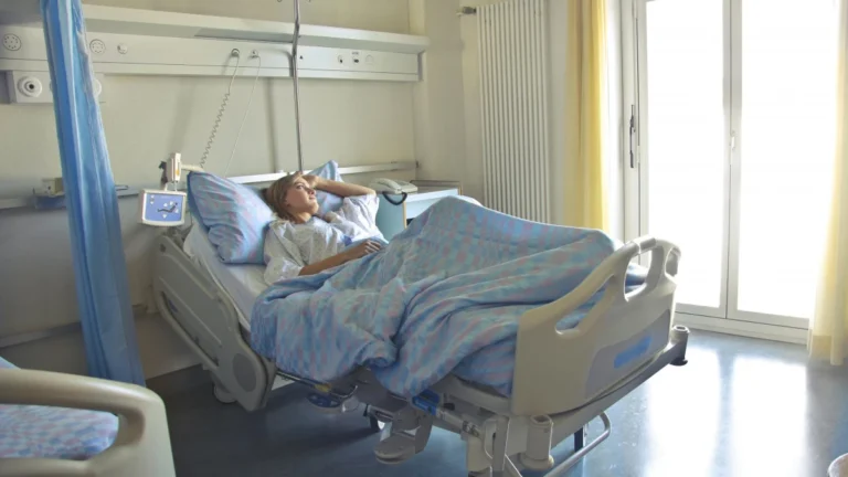 Жена от Ситово с тежки изгаряния остава в критично състояние