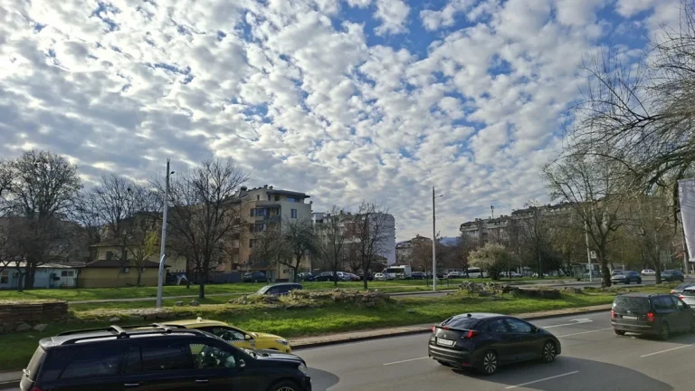В Пловдив мрачно, но сравнително топло начало на седмицата