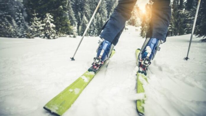 1200_ski-skior-zima