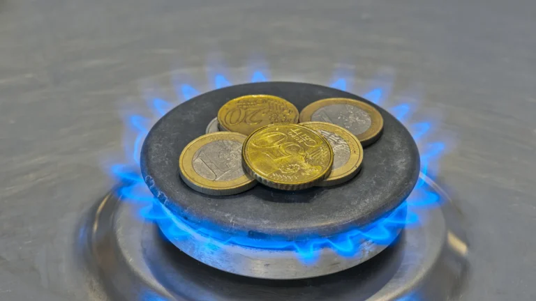 КЕВР обсъди 5% повишение на природния газ от май