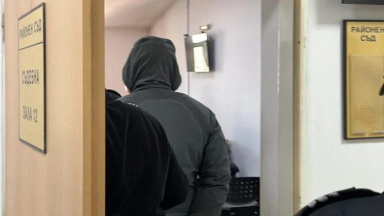 Задържаха служител на ОДМВР-Пловдив по разследване за детска порнография