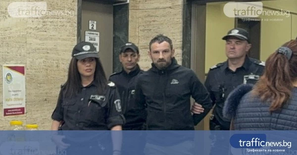 Разпитват бащата и малтретирания Адриан в Пловдив