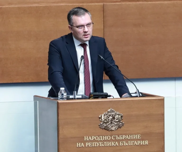 Правосъдният министър: Сарафов подаде оставка като директор на НСлС