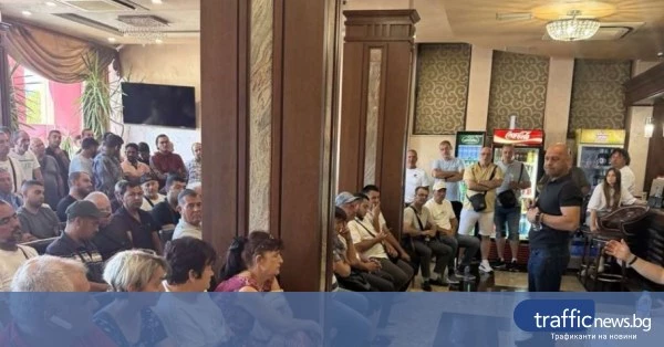 Кметът разговаря с шофьори от Узбекистан и Индия за работа в пловдивския транспорт