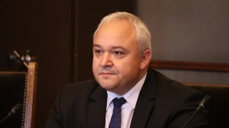 Демерджиев: Кандев ме изненада, пожелавам му успех в бъдещата политическа кариера