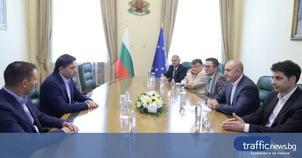 Радев: България не трябва да изостава в технологичния свят