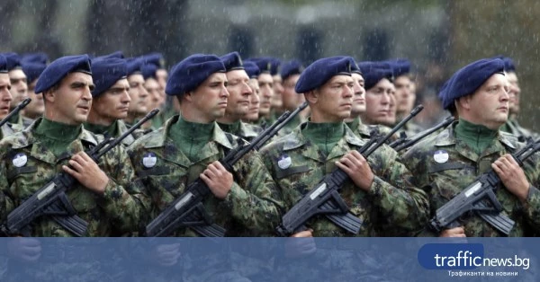 Сърбия връща задължителната казарма от догодина — 75 дни