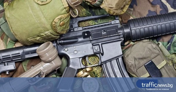 Стоянов: От складовете на Българската армия повече оръжие няма да се дава