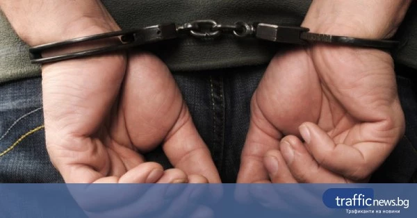 Полицията задържа мъж след грабеж над жена в Пловдив