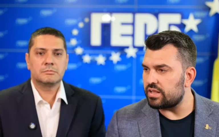 ГЕРБ и ДПС застанаха зад Румен Радев за американските самолети на летище Безмер
