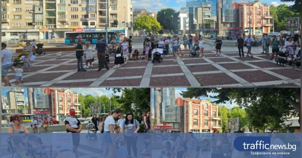 share_plovdivskite-maiki-izliazoha-protest-553