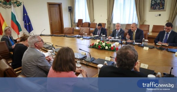 share_radev-hvali-nemskite-kompanii-balgariia-094