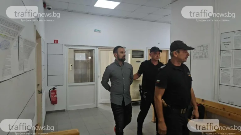 Разпитаха Адриан и баща му по делото срещу пастрока Петър Чернев