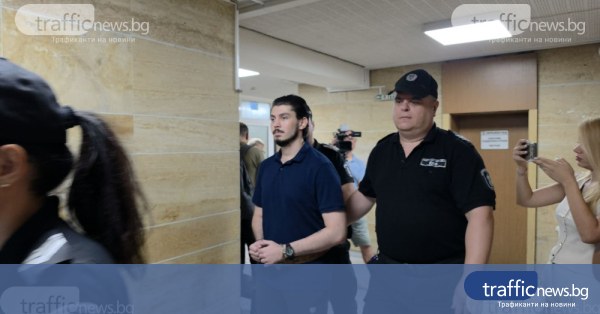 share_chetirima-braniat-ivelin-po-deloto-528