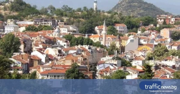 Слънчево и топло време в Пловдив, максимална 29 градуса
