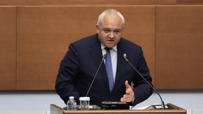 share_demerdzhiev-peevski-ne-e-plashtal-183